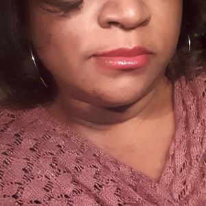 Meet your Posher, Carol